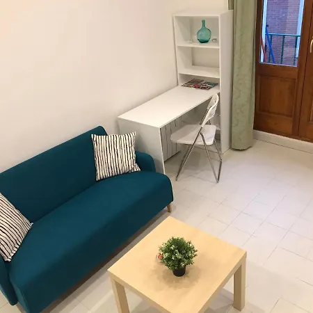 Un Genial Estudio En El Barrio Las Cortes Madri Exterior foto