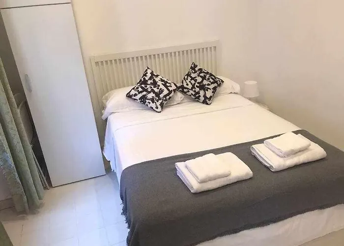 Un Genial Estudio En El Barrio Las Cortes