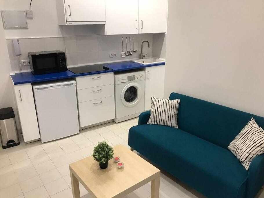 Un Genial Estudio En El Barrio Cortes Apartment